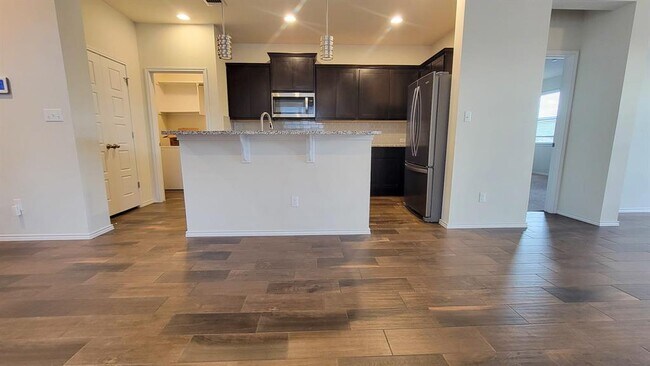 Building Photo - 128 Cypress Hills Rd