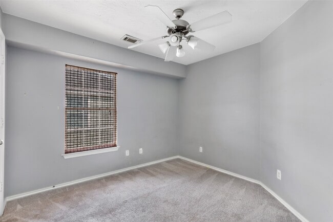 Building Photo - 9016 Elm Drake Ln
