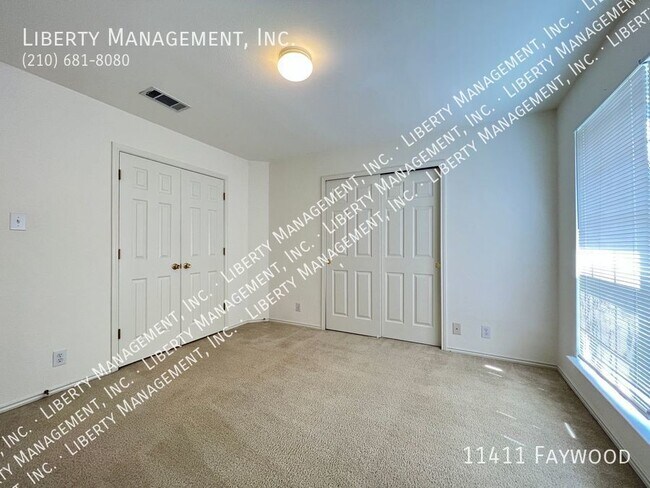 Building Photo - Single story home in the gated Heights at ...