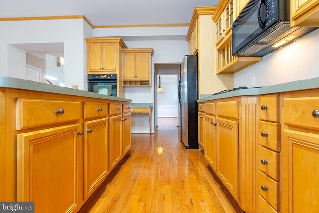 Building Photo - 21935 Windover Dr