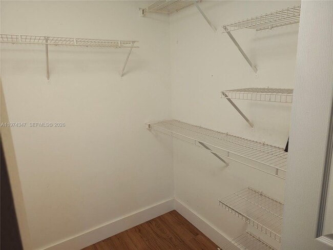 Building Photo - 2409 Centergate Dr