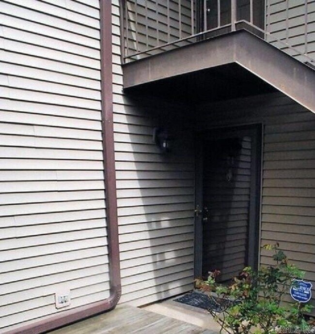 Building Photo - 12100 Rainwood Rd