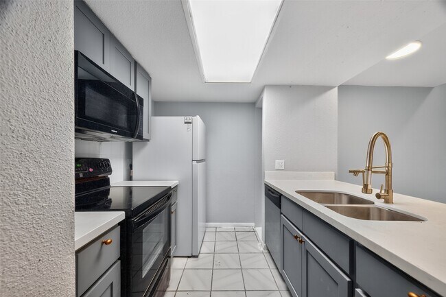 Building Photo - 11411 Harwin Dr.