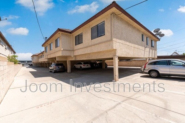 Building Photo - 1527 S Palm Ave