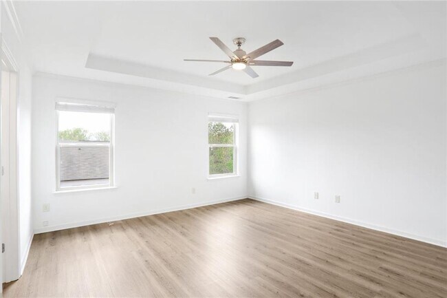 Building Photo - 2528 Morgan Chase Dr
