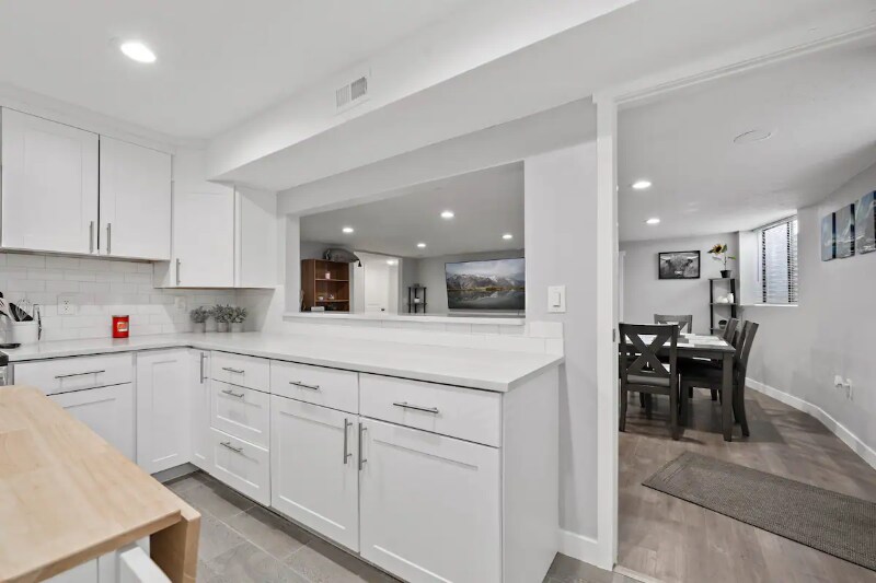 Building Photo - 348 N 1350 E
