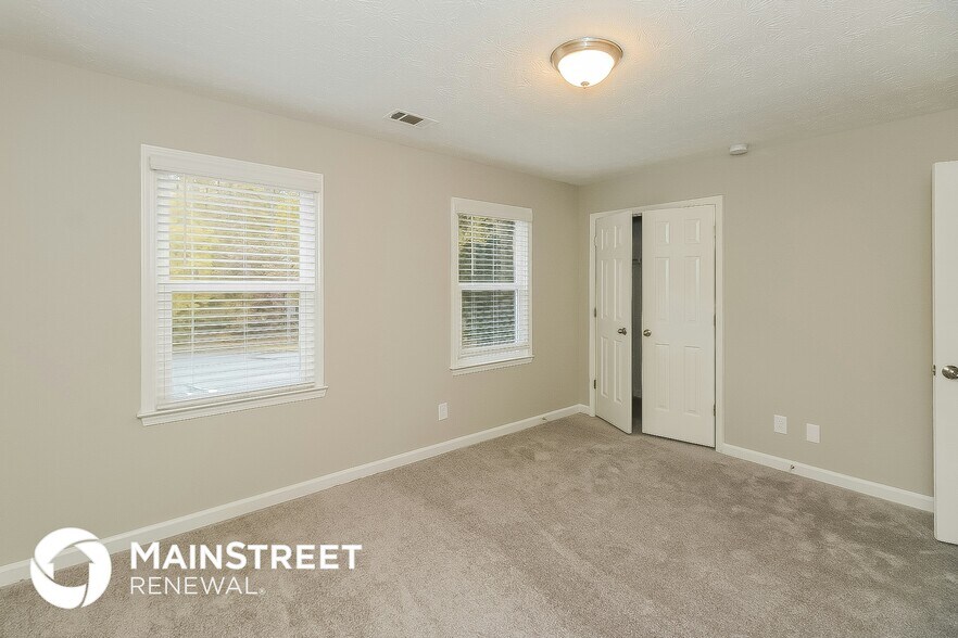 Building Photo - 5501 Reynard Trail