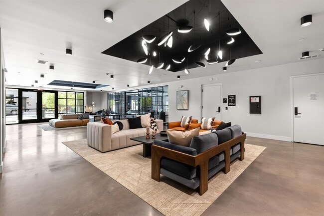 Building Photo - 4315 S Congress Ave