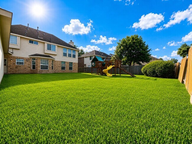 Building Photo - 6315 Holly Canyon Ct