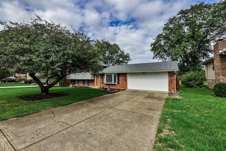 Building Photo - 5938 Fairdale Dr
