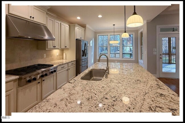 Building Photo - 8025 Debenham Dr