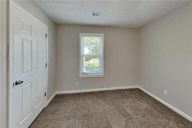 Building Photo - 2671 Marleigh Farm Rd NW