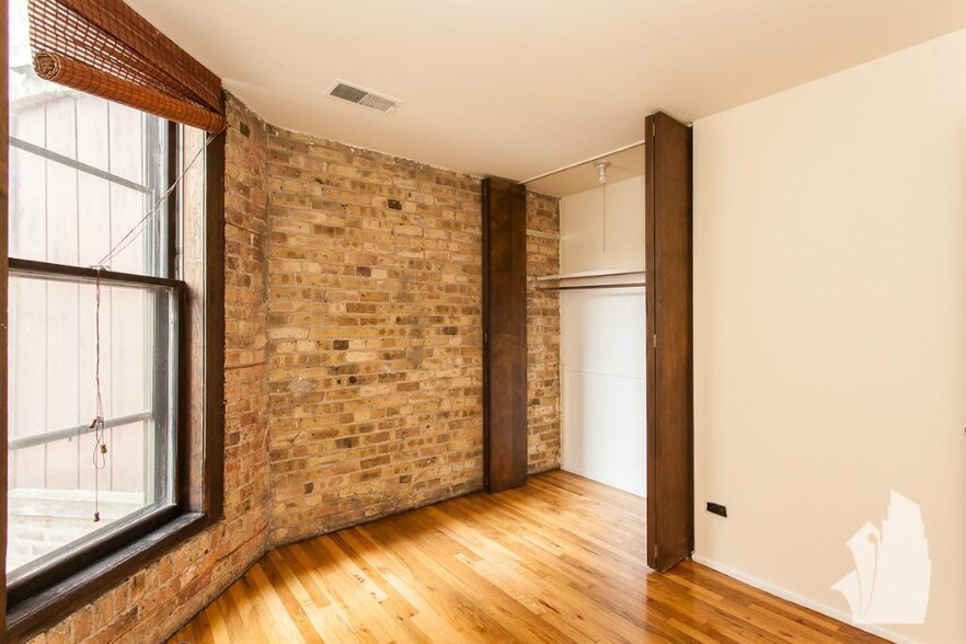 Building Photo - 2910 N Broadway St