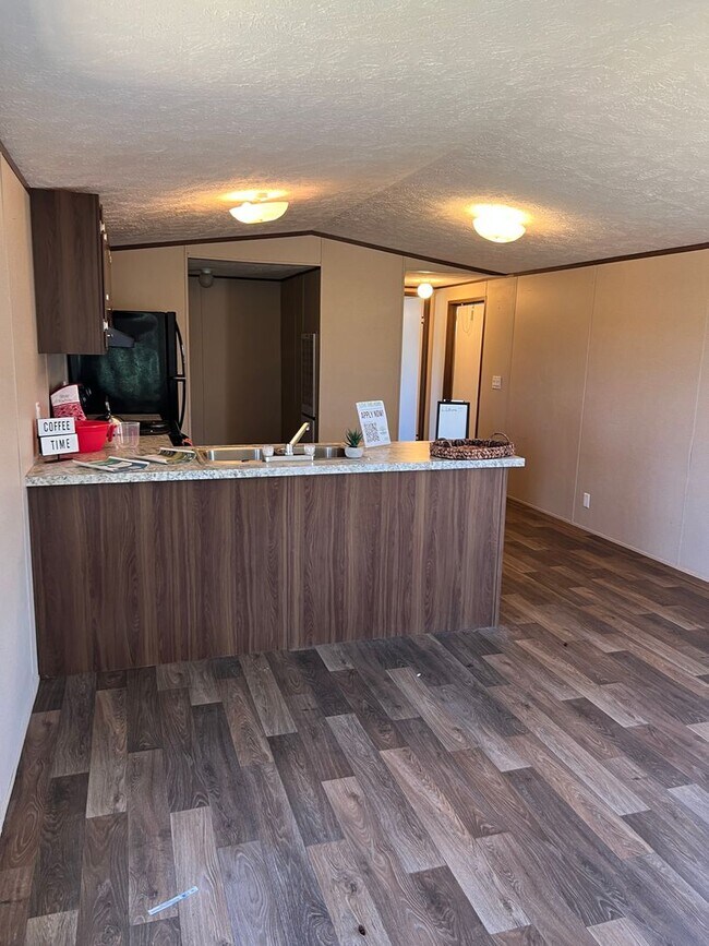 Building Photo - 142 CO ROAD 5516-F32