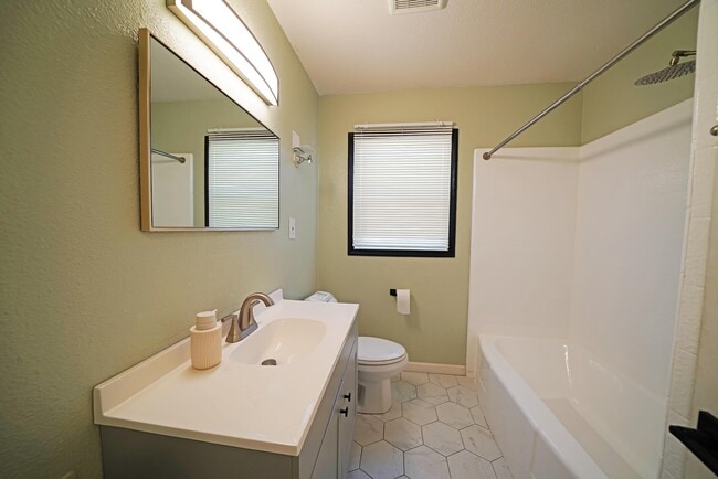 Building Photo - 45339 11th St W