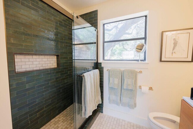 Building Photo - 7320 Cave Hollow Dr