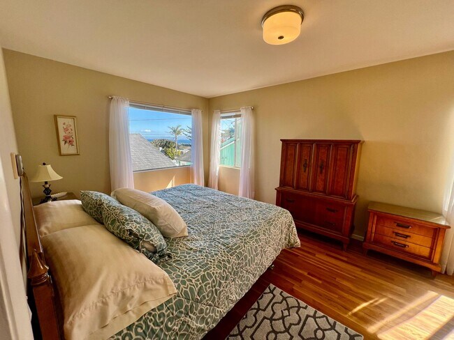 Building Photo - Charming Furnished Home in PG available August 01, 2026 for Concours de Elegance!!