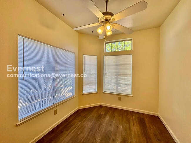 Building Photo - 27305 Uppercrest Ct