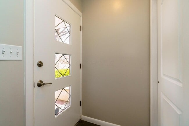 Building Photo - 55 S Merkle Rd