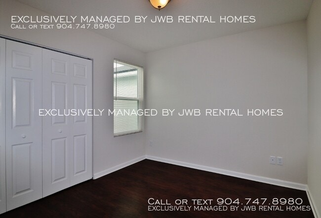 Building Photo - 8482 McGirts Village Ln