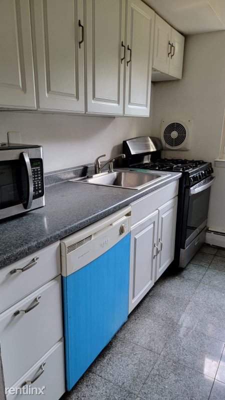 Building Photo - 1 br, 1 bath Condo - 55 Gill Lane 5 Unit 5
