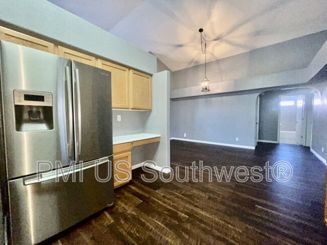 Building Photo - 2576 Ridge Run Ave