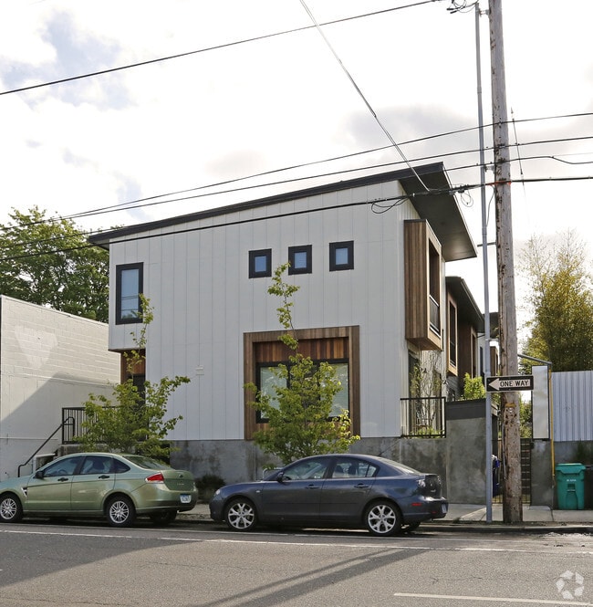 Primary Photo - Williams Alley