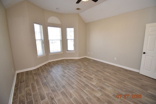 Building Photo - 3108 Avenue D