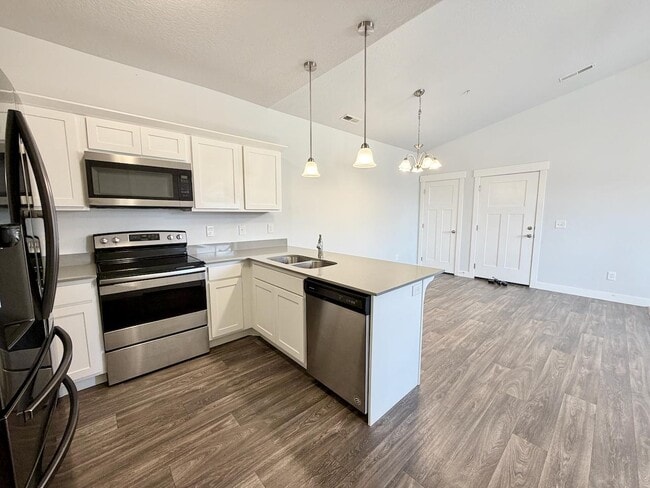 Building Photo - 738 N 260 W
