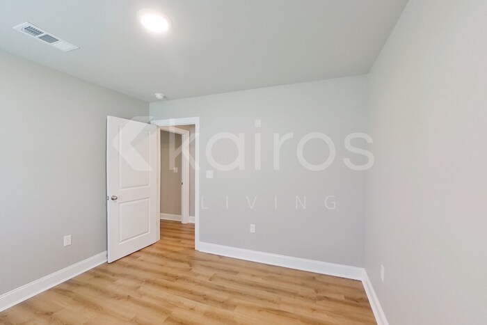 Building Photo - 22856 Monterey Ave