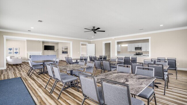 Building Photo - 255 Riverwalk Cir