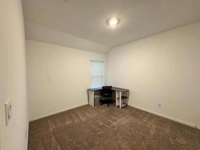 Building Photo - 12204 Perritos Pl