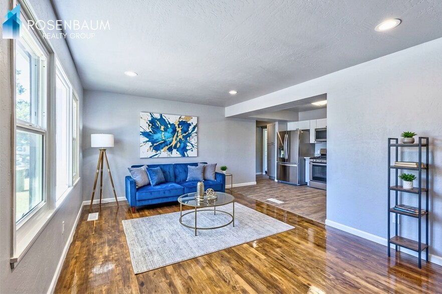 Building Photo - Charming 3-beds, 2-baths single-level home nestled in the desirable Prescott Heights community!
