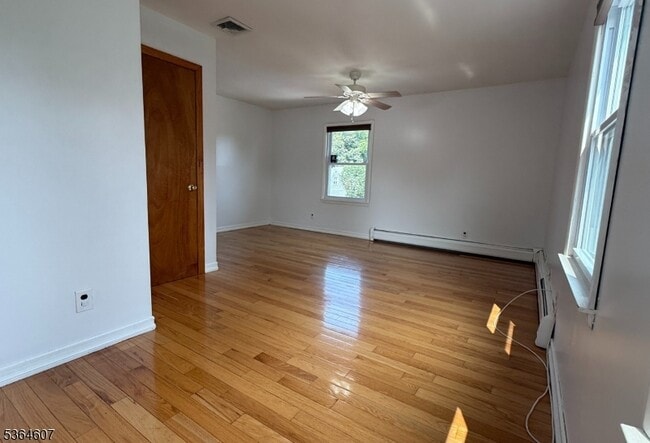 Building Photo - 726 Midwood Rd