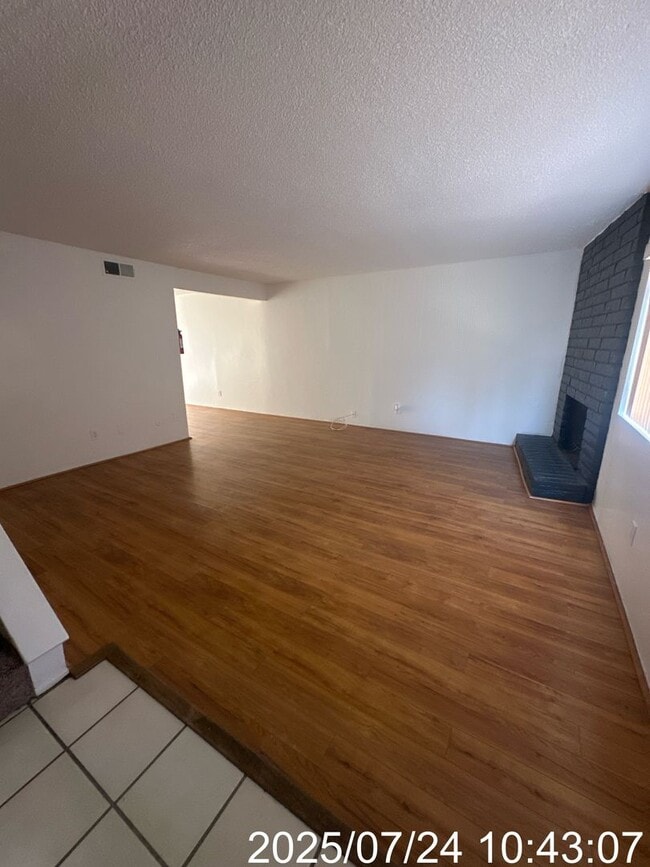 Building Photo - 5101 Hunter Ave