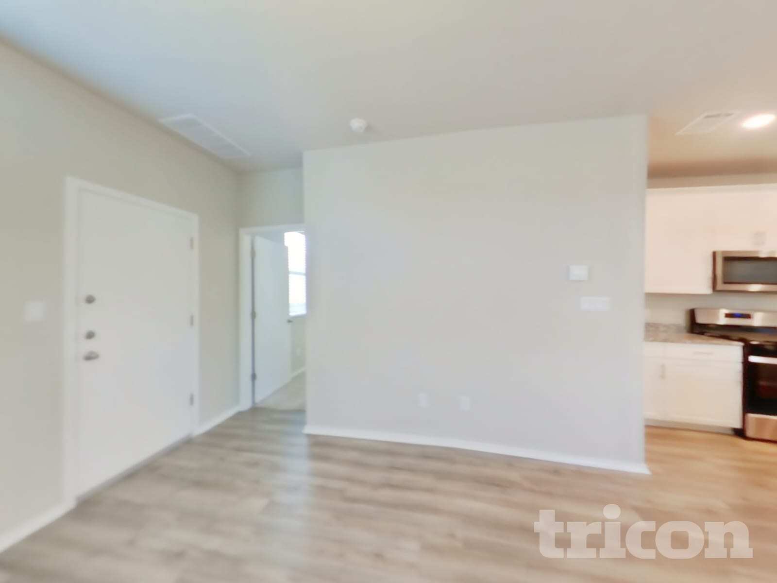 Building Photo - 5200 Saddle Clb Dr