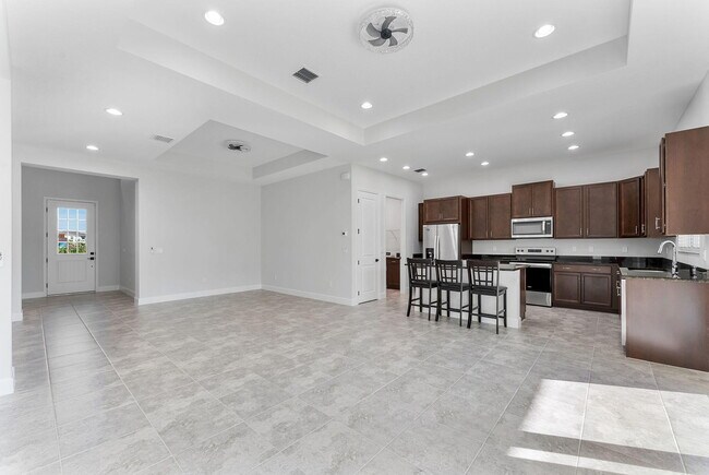 Building Photo - 5747 Shr Pne Pl