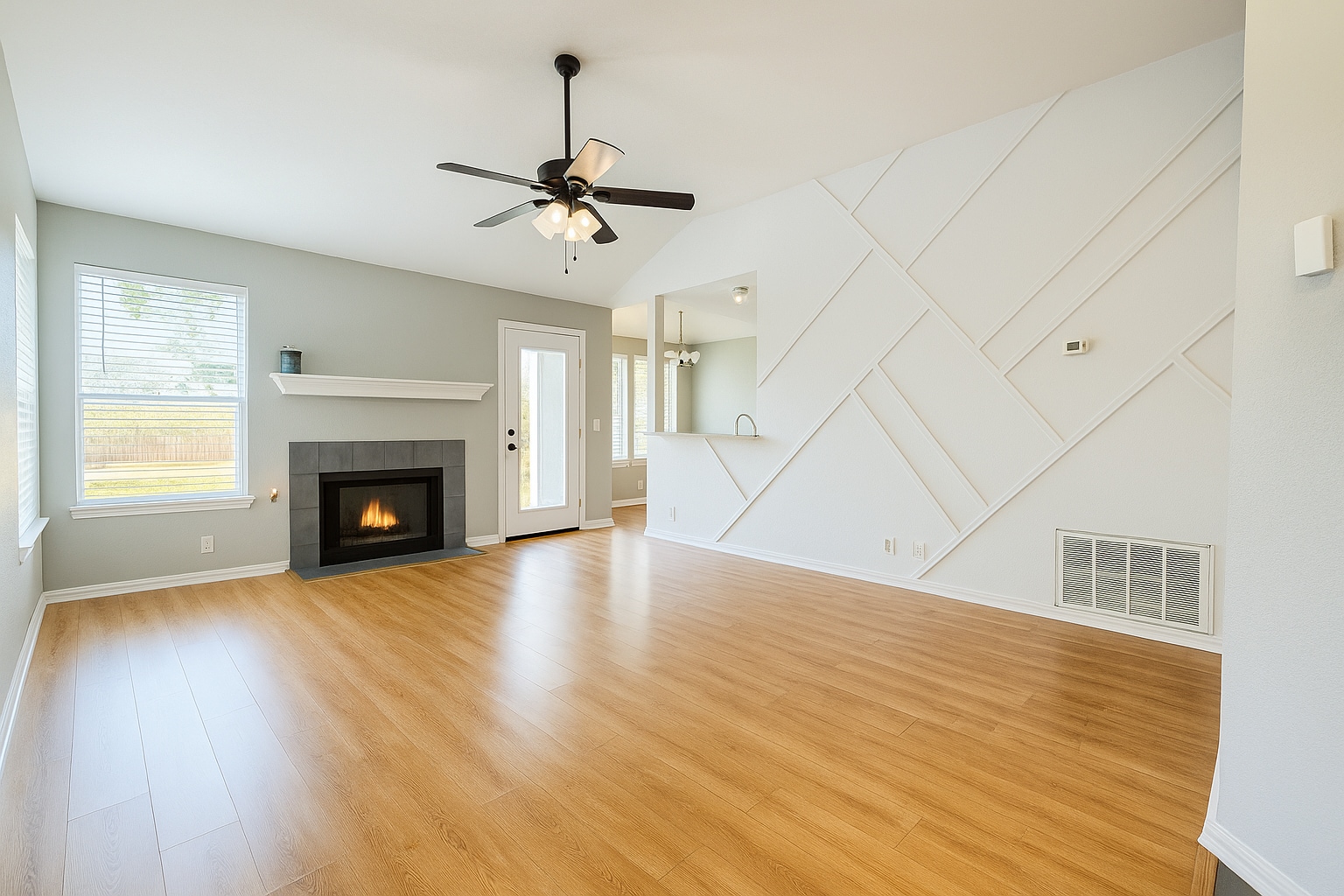 Building Photo - 609 Ranchero Rd