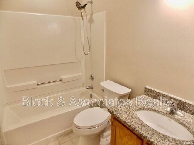 Building Photo - 54 Preakness Dr