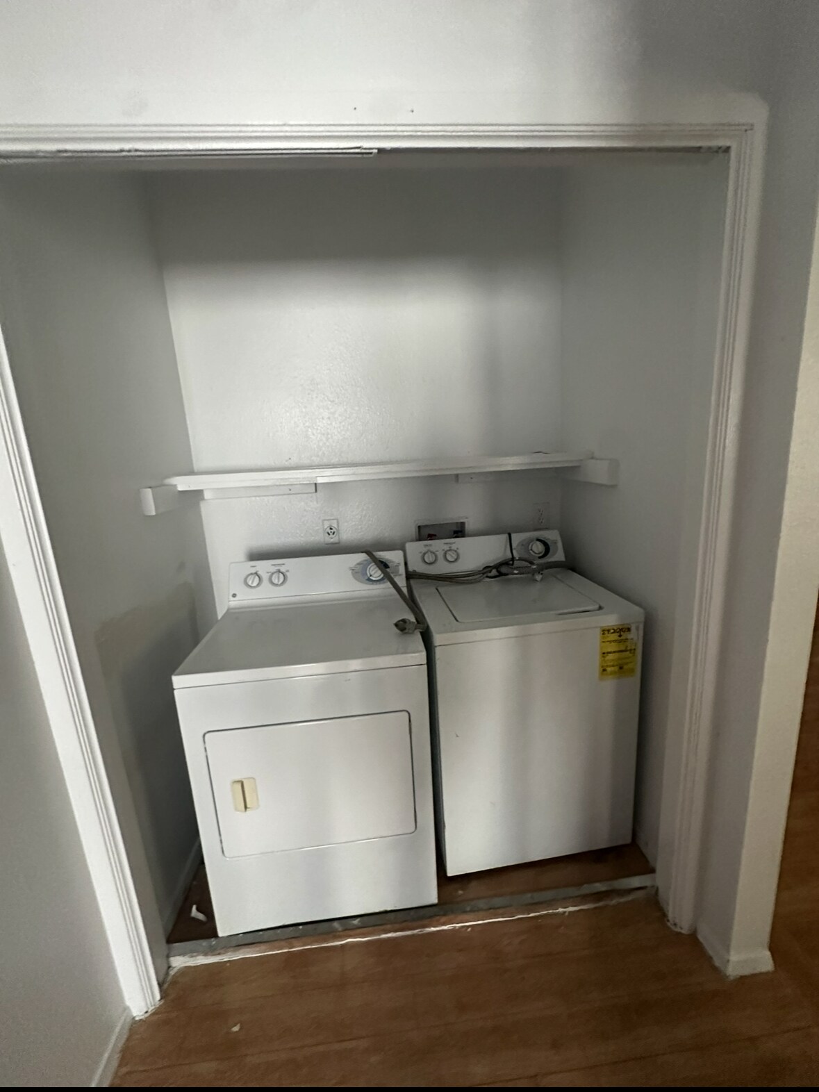 Building Photo - 9504 Kempler Dr