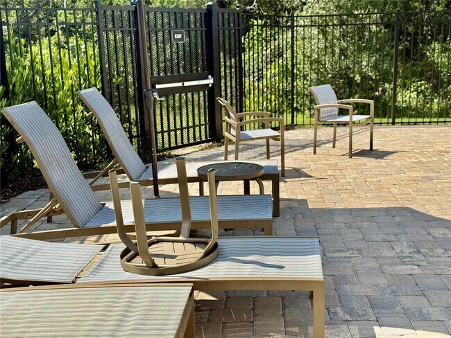 Building Photo - 7489 Stone Crk Trl