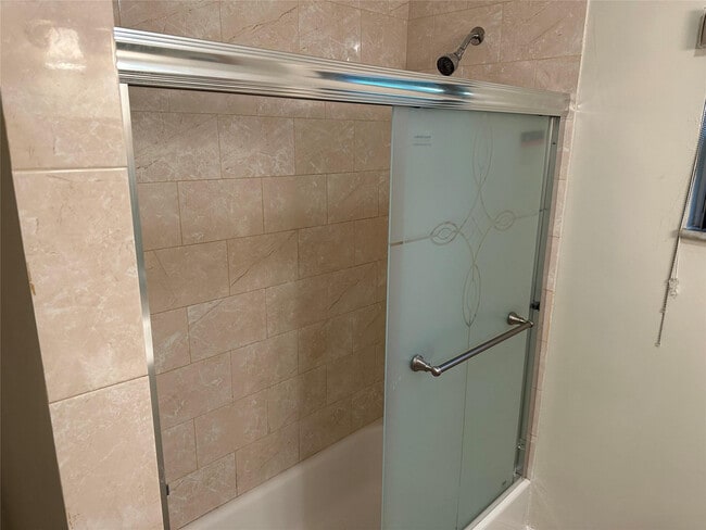 Building Photo - 3513 NW 33rd St