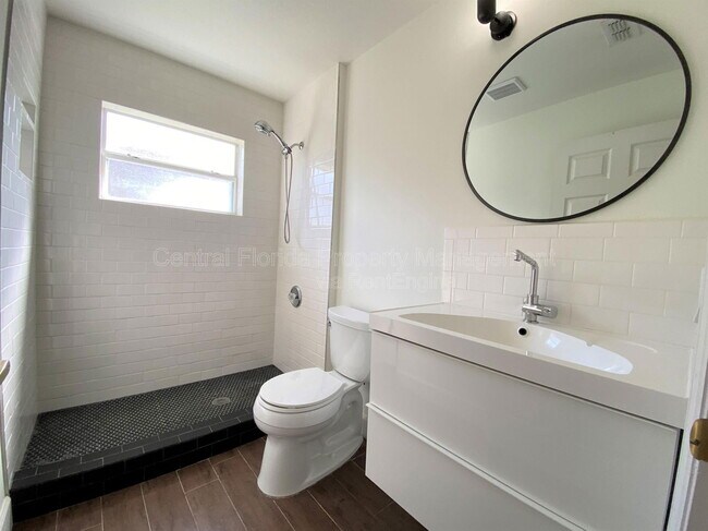 Building Photo - 225 Wild Pine Point