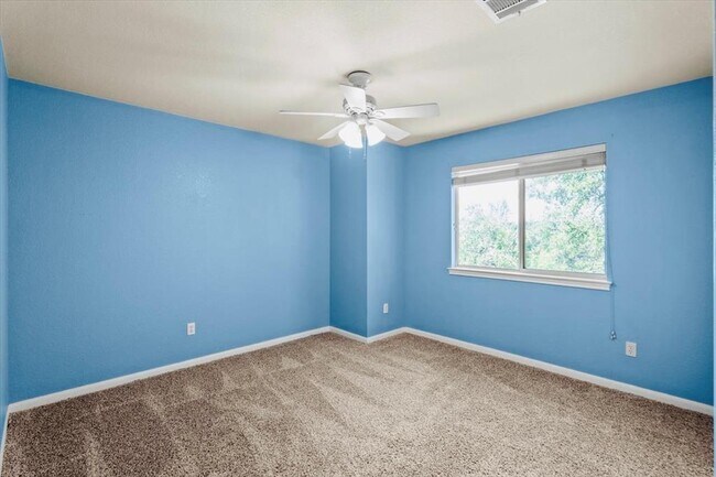 Building Photo - 3112 Burks Ln