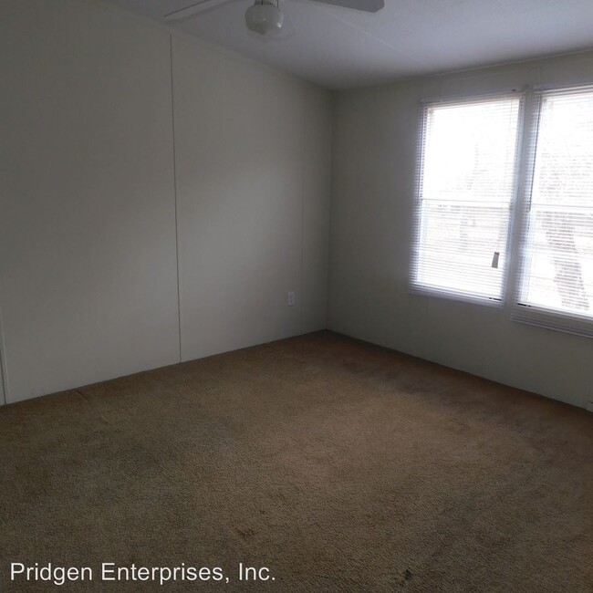 Building Photo - 3 br, 2 bath House - 107 Smokey Ridge Road