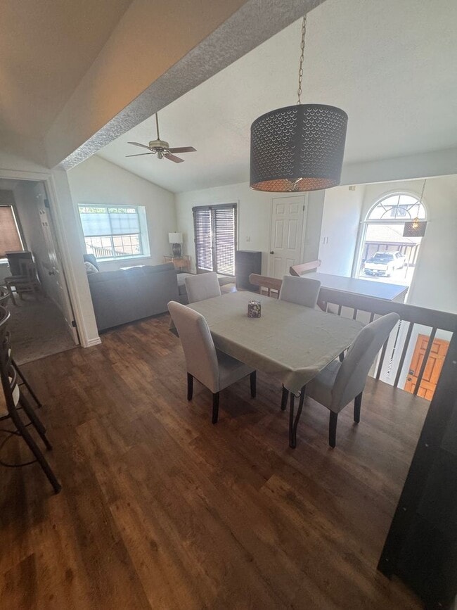 Building Photo - NOW AVAILABLE! Fully Furnished 2-Bed, 2-Ba...