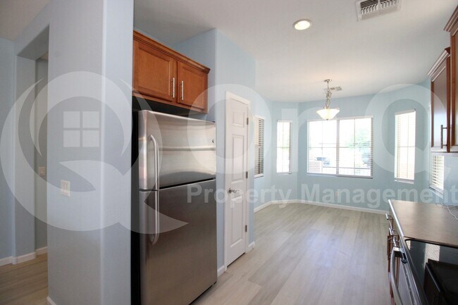 Building Photo - 38032 W Vera Cruz Dr