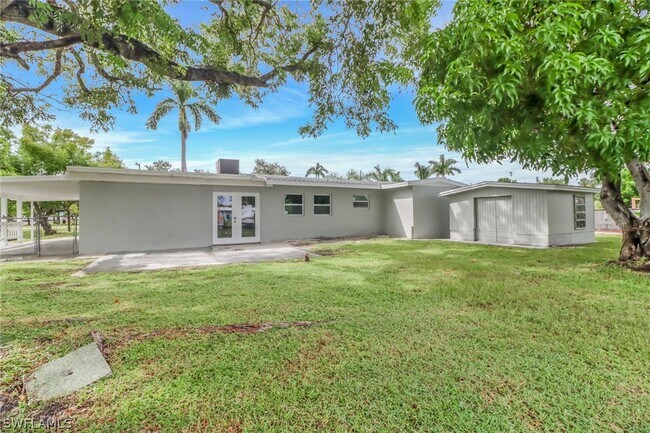Building Photo - 1152 Harbor Dr