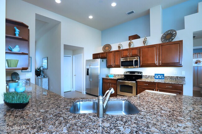 Building Photo - 1217 Harwick Ln