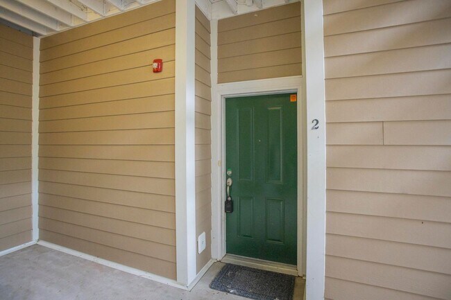 Building Photo - 8441 Callabee Way